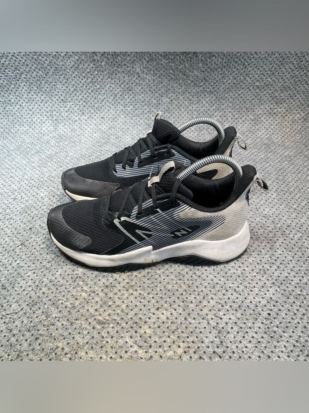 New Balance Rave Run v2 Running Shoes Size 6.5 Womens